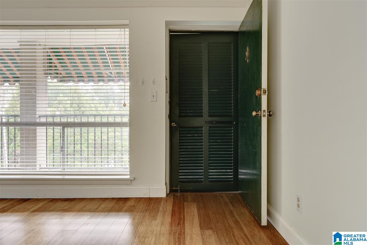 55 Hanover Circle, Unit 305 Birmingham, AL 35205 - Photo 3 of 33