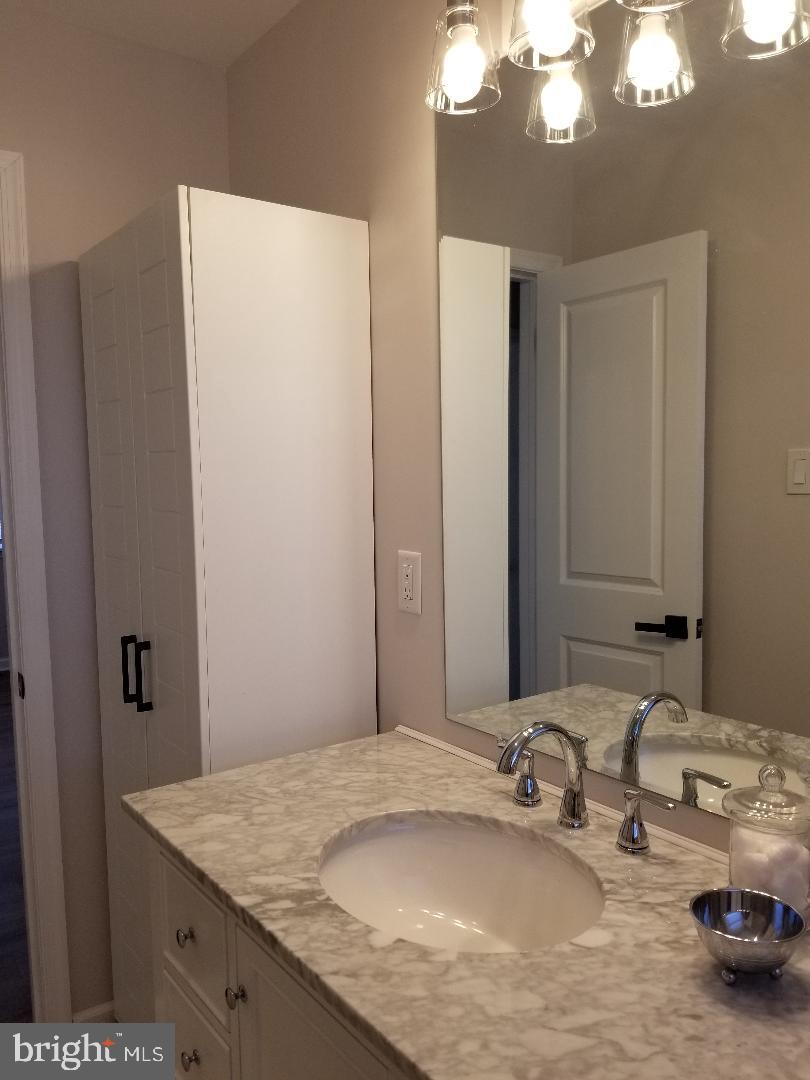 452 Dewey Road Bellmawr, NJ 08031 - Photo 8 of 16