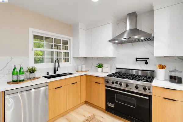 $2,495,000 | 1158 Fremont Street, San Jose, CA 95126