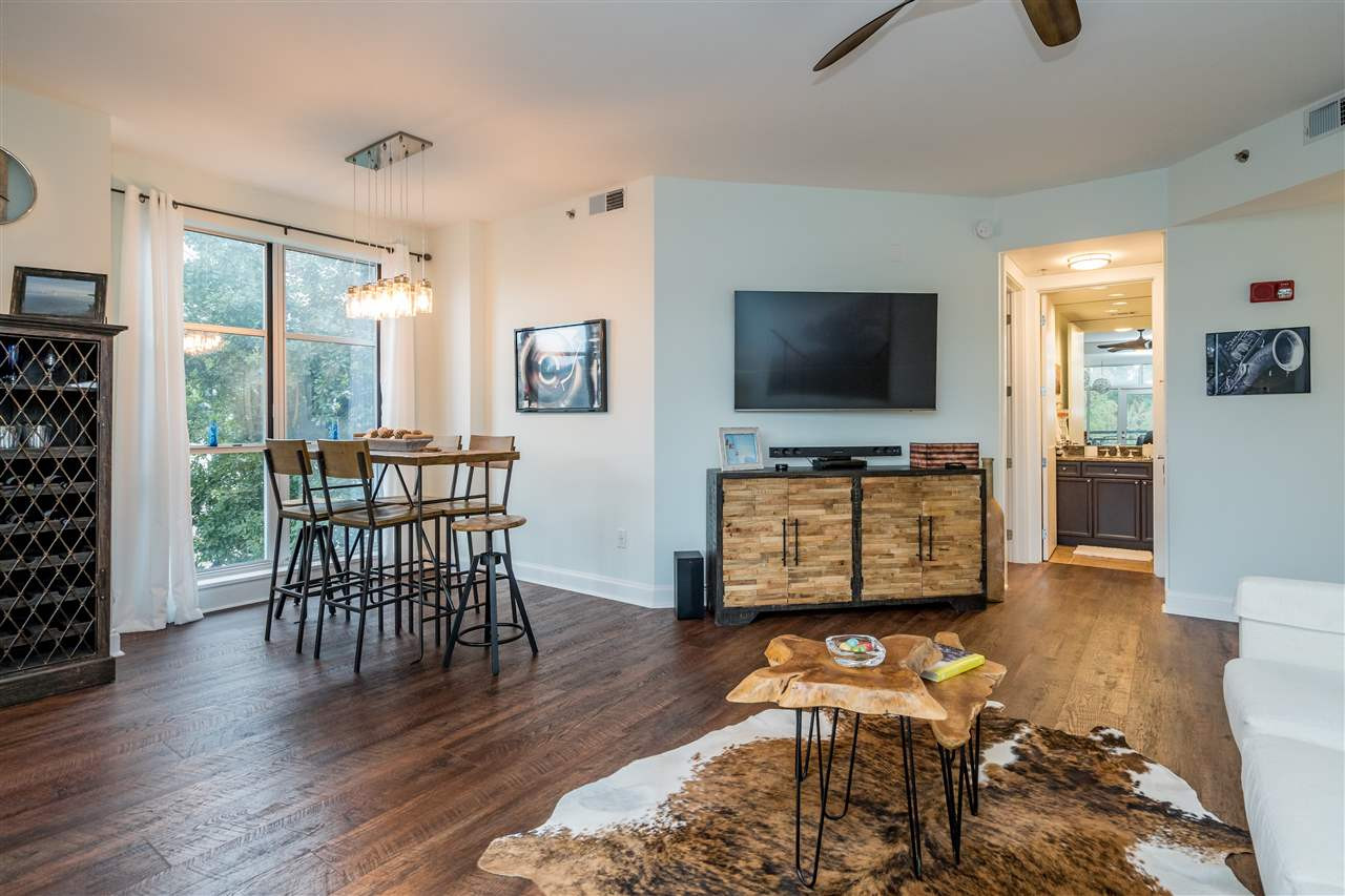 618 North Boylan Avenue, Unit 404 Raleigh, NC 27603 - Photo 9 of 29 Photo 9