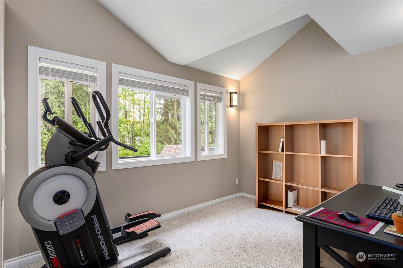 5786 East Collins Road Port Orchard, WA 98366 - Photo 21 of 34 Gallery Image 21