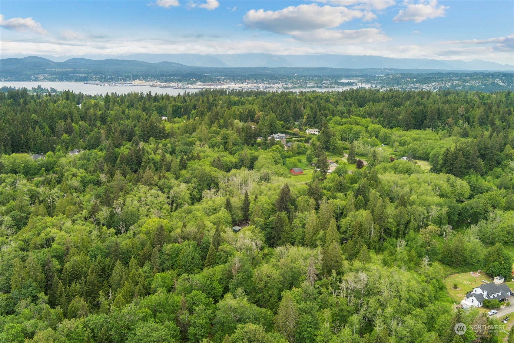5786 East Collins Road Port Orchard, WA 98366 - Photo 34 of 34 Gallery Image 34