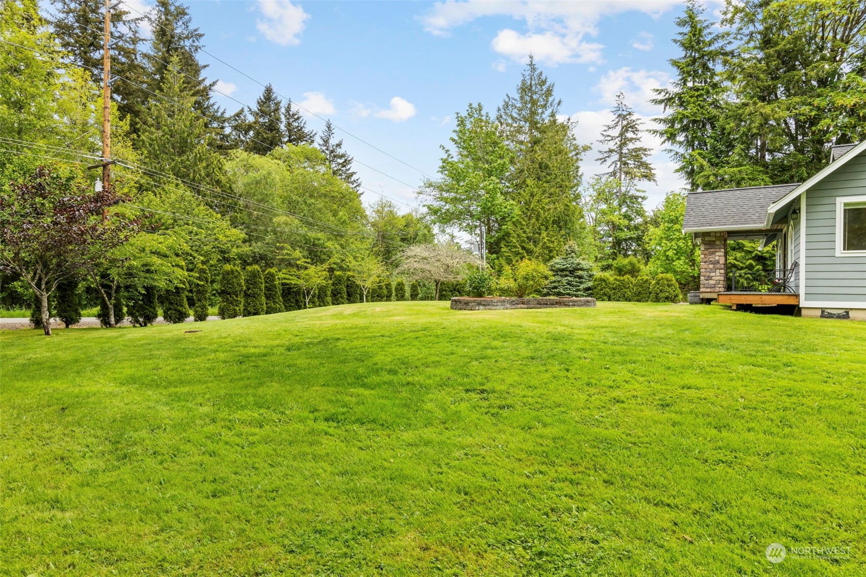 5786 East Collins Road Port Orchard, WA 98366 - Photo 4 of 34 Gallery Image 4