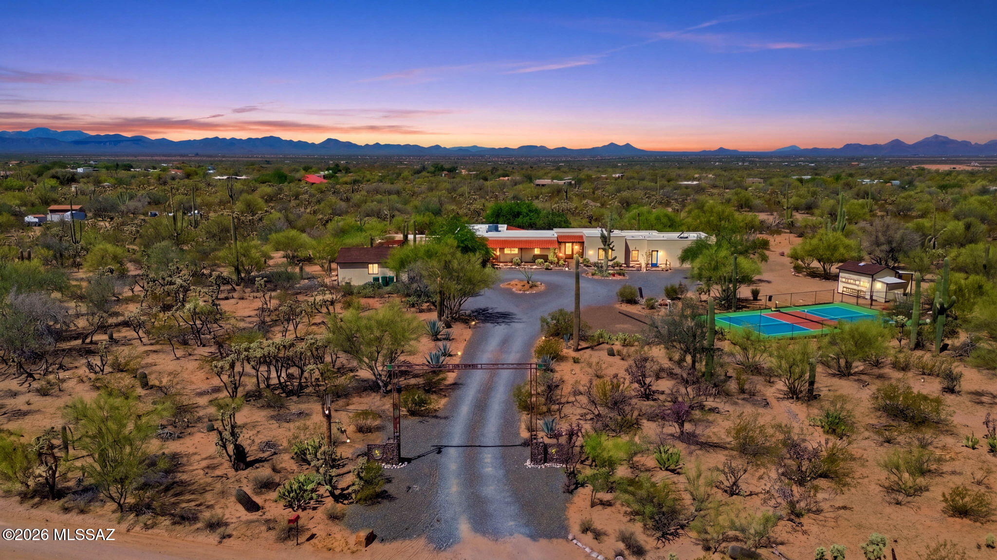 5105 North Our Road Tucson, AZ 85743 - Photo 14 of 46