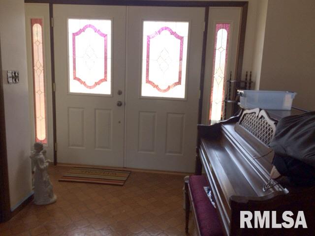 9326 141st Street West Taylor Ridge, IL 61284 - Photo 4 of 19