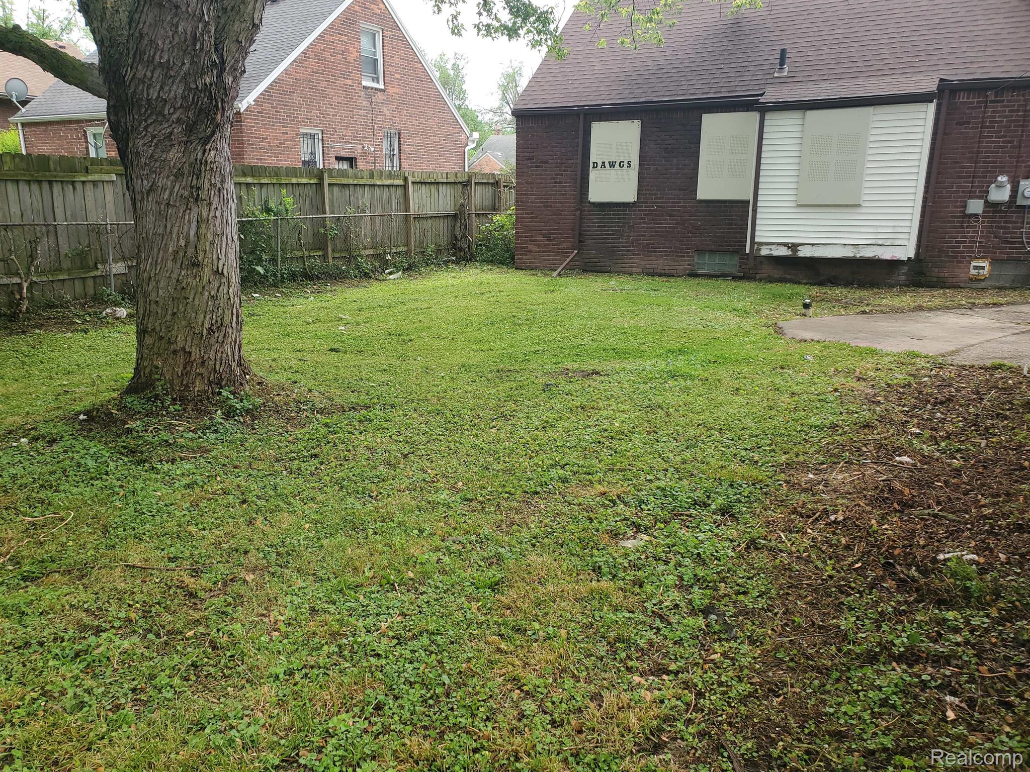 16544 Burt Road Detroit, MI 48219 - Photo 2 of 14 Gallery Image 2