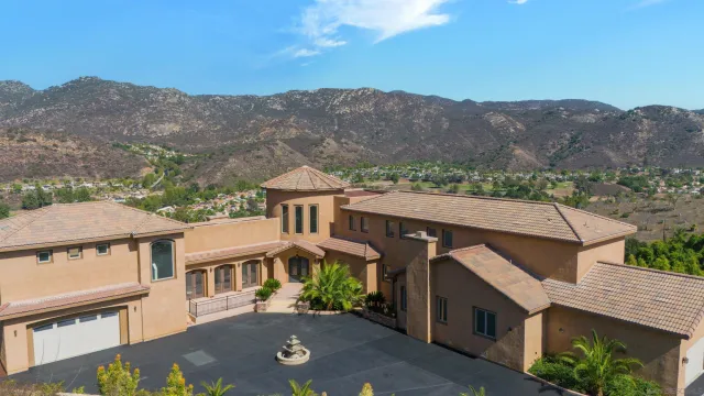 $2,499,000 | 3034 Mountain View Drive, Escondido, CA 92027