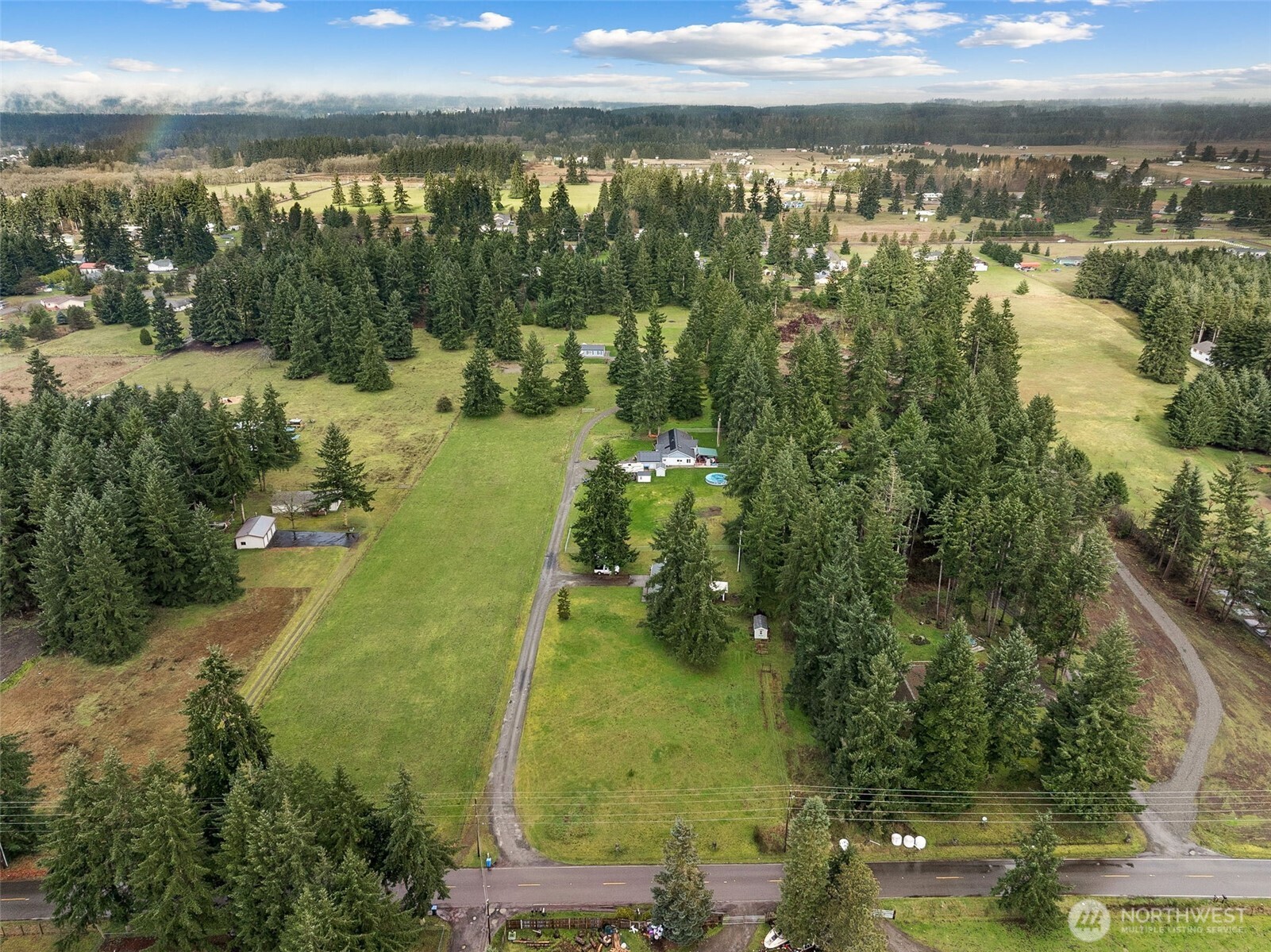 7510 191st Avenue Southwest Rochester, WA 98579 - Photo 25 of 28 a view of city and ocean