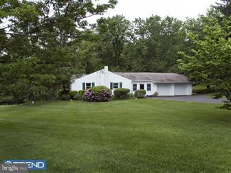 125 Webber Road Telford, PA 18969 - Photo 9 of 12 Exterior Side