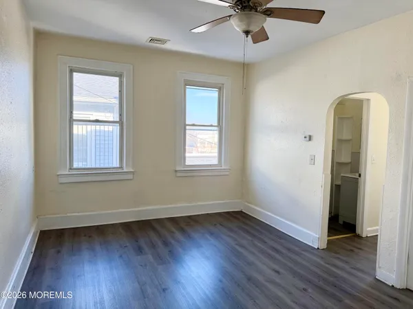 $1,950 | 37 2nd Avenue, Unit 5, Long Branch, NJ 07740