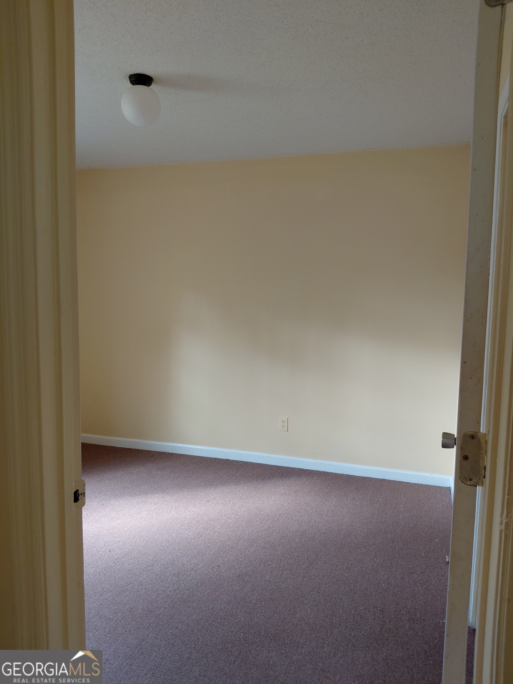 534 Hanson Street Macon, GA 31206 - Photo 4 of 16