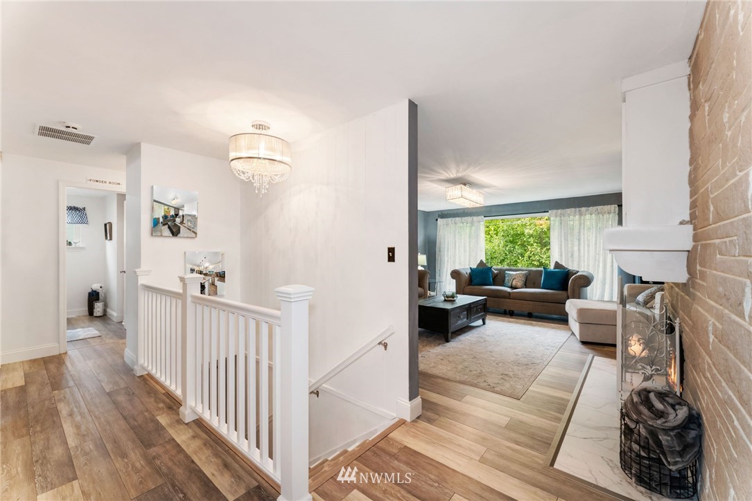 1703 Southwest Cook Road Port Orchard, WA 98367 - Photo 11 of 40 Gallery Image 11