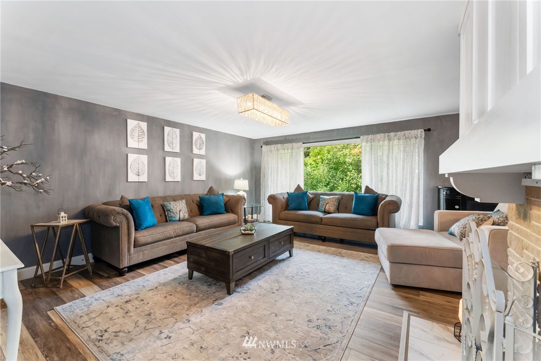 1703 Southwest Cook Road Port Orchard, WA 98367 - Photo 12 of 40 Gallery Image 12