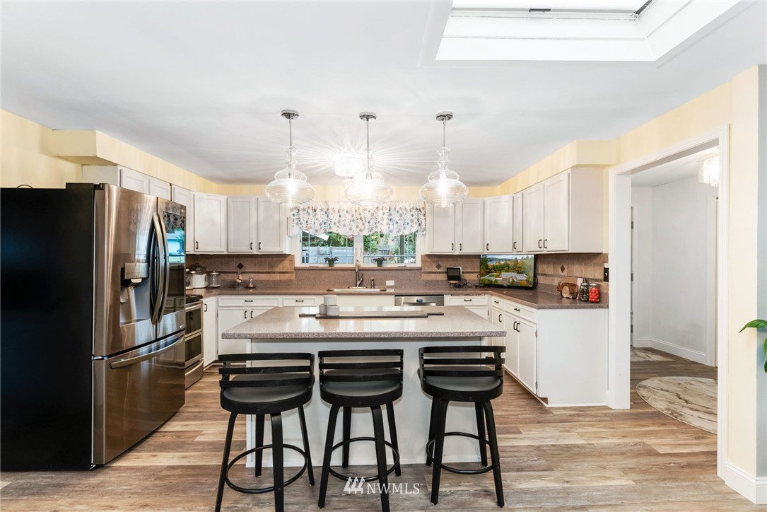 1703 Southwest Cook Road Port Orchard, WA 98367 - Photo 17 of 40 Gallery Image 17