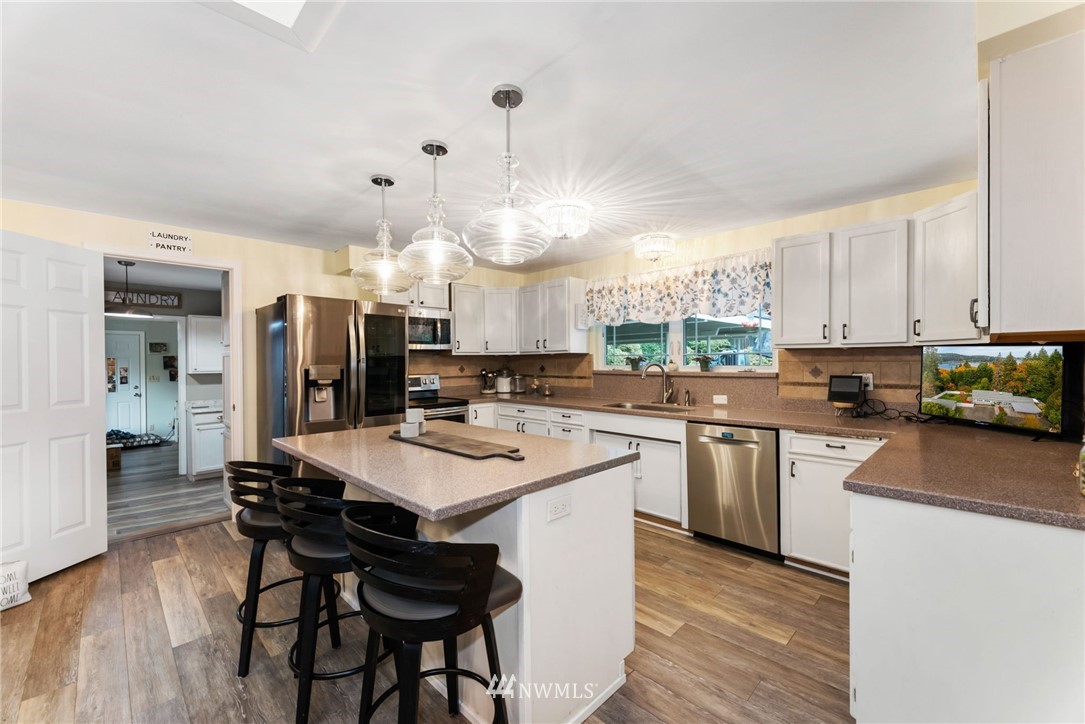 1703 Southwest Cook Road Port Orchard, WA 98367 - Photo 20 of 40 Gallery Image 20