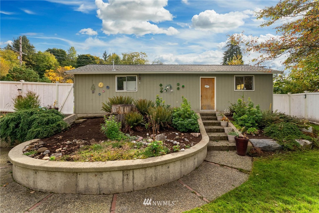1703 Southwest Cook Road Port Orchard, WA 98367 - Photo 36 of 40 Gallery Image 36