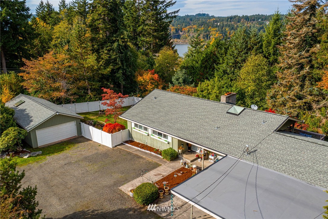 1703 Southwest Cook Road Port Orchard, WA 98367 - Photo 7 of 40 Gallery Image 7