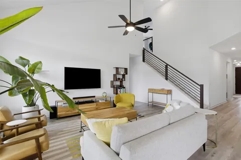 $559,000 | 9001 Spire View, Austin, TX 78744