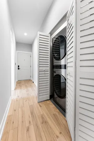 $4,000 | 7724 North Eastlake Terrace, Unit 1, Chicago, IL 60626