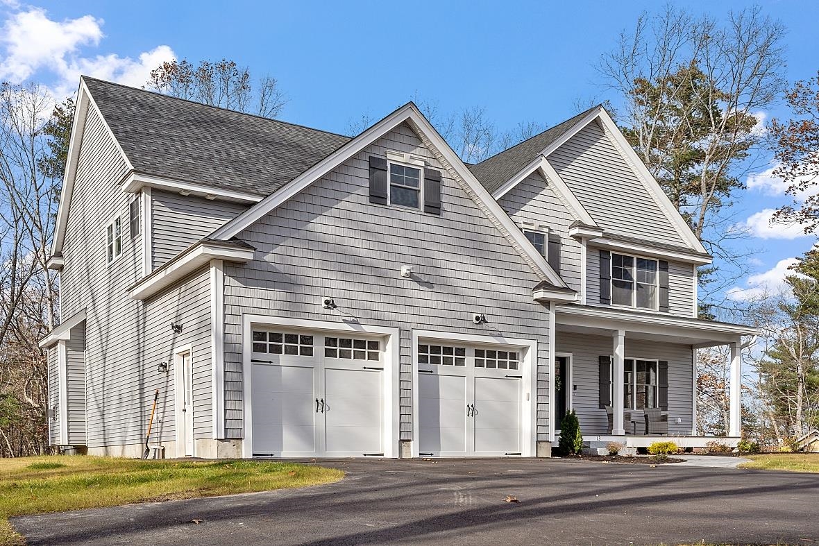 13 Bonanno Road Salem, NH 03079 - Photo 2 of 40