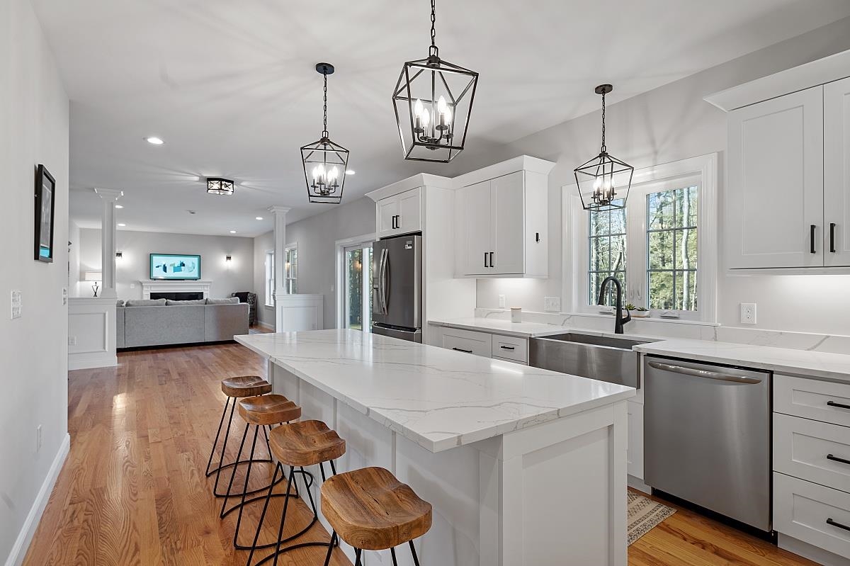 13 Bonanno Road Salem, NH 03079 - Photo 4 of 40