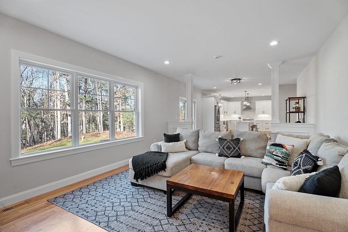 13 Bonanno Road Salem, NH 03079 - Photo 10 of 40