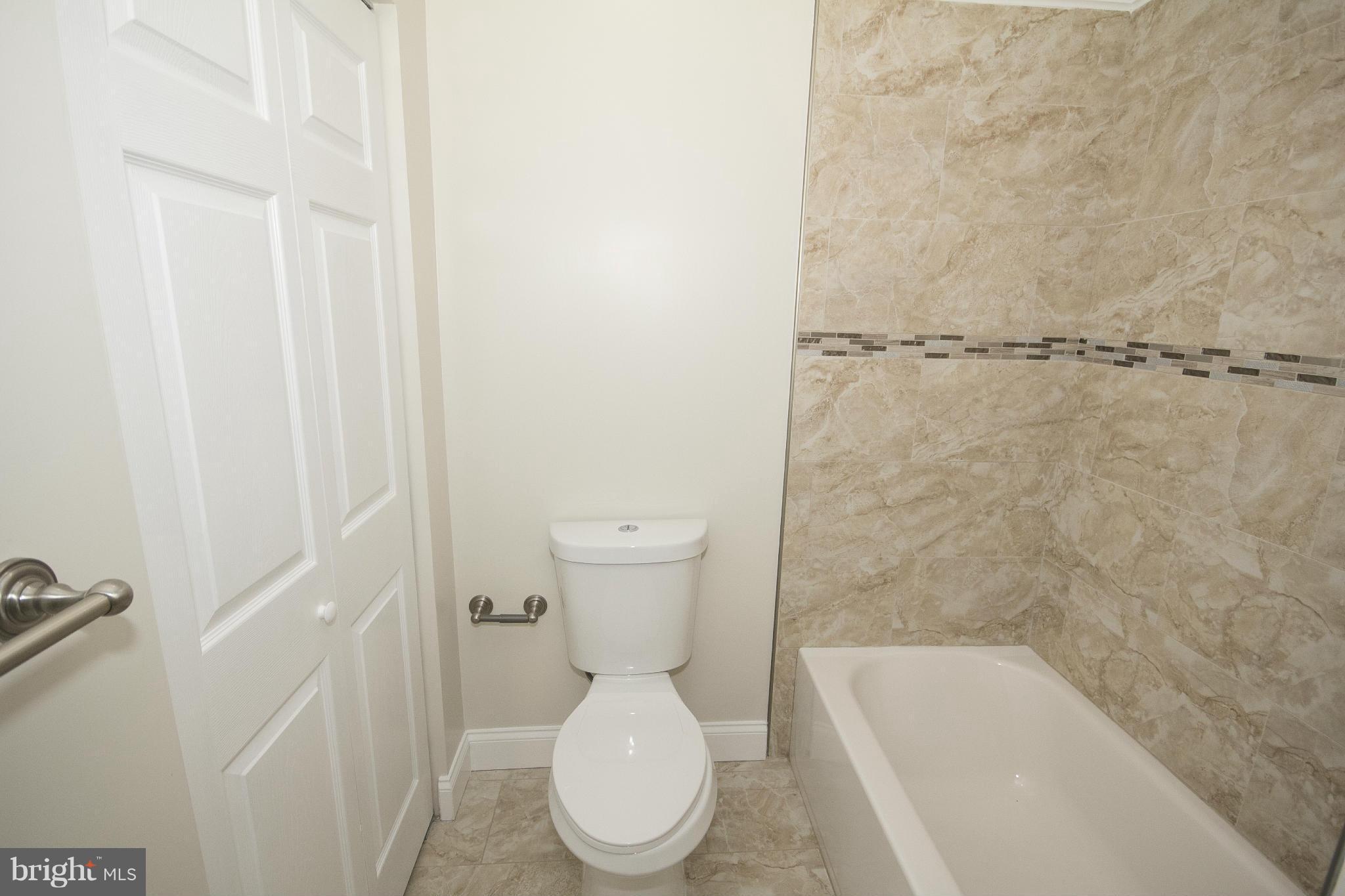 8630 Manorfield Road Baltimore, MD 21236 - Photo 24 of 30 Bath (Master)