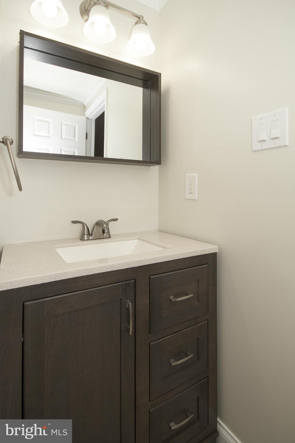 8630 Manorfield Road Baltimore, MD 21236 - Photo 25 of 30 Bath (Master)