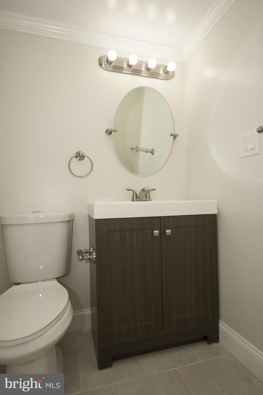 8630 Manorfield Road Baltimore, MD 21236 - Photo 26 of 30 Bath
