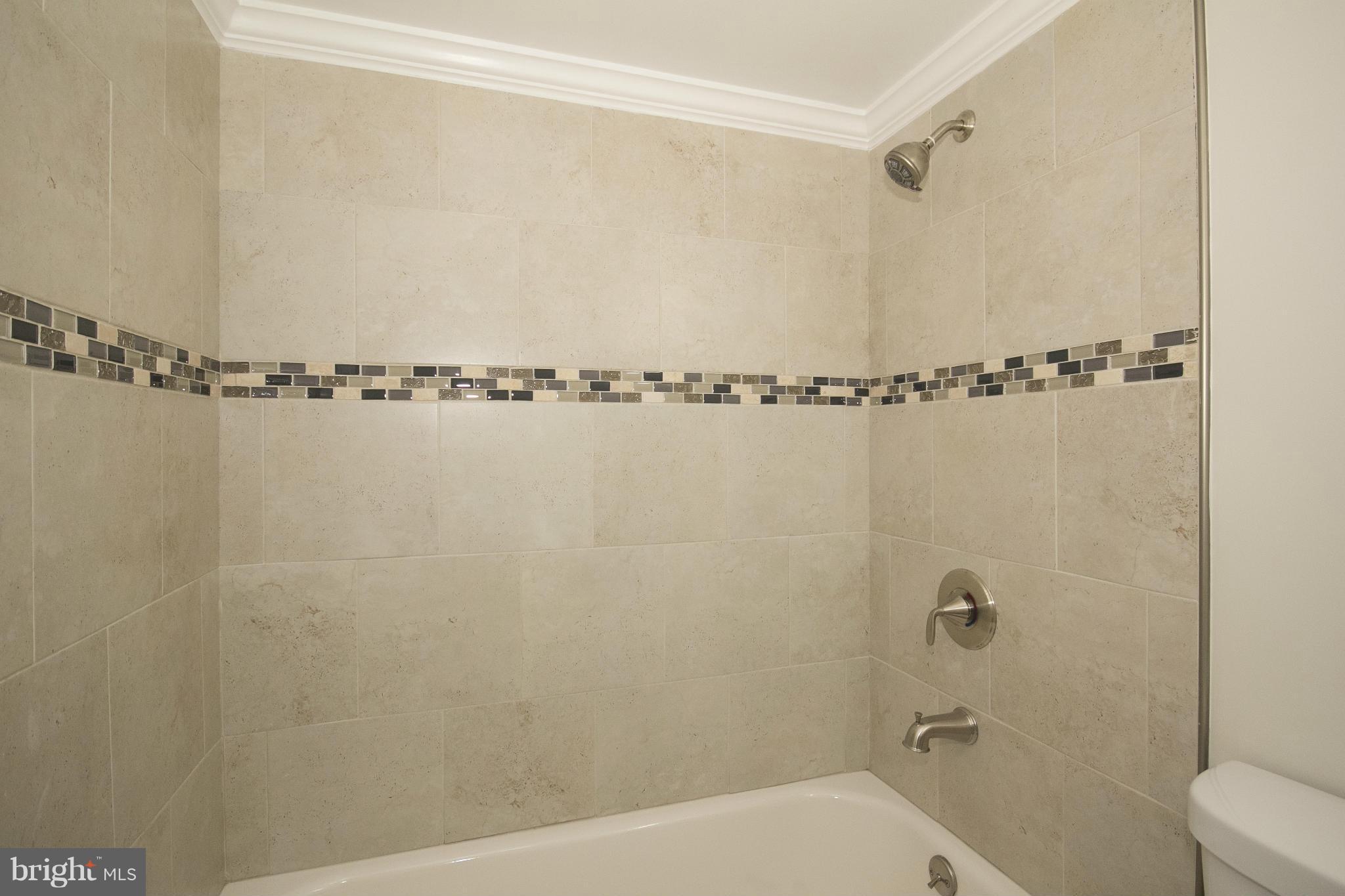 8630 Manorfield Road Baltimore, MD 21236 - Photo 27 of 30 Bath