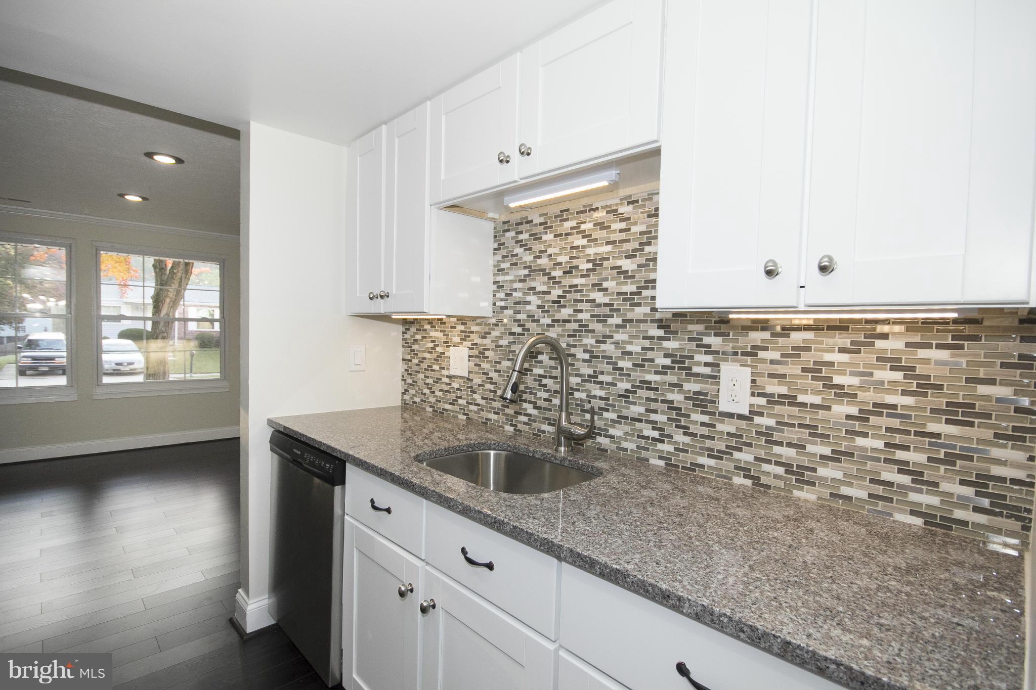 8630 Manorfield Road Baltimore, MD 21236 - Photo 5 of 30 Kitchen