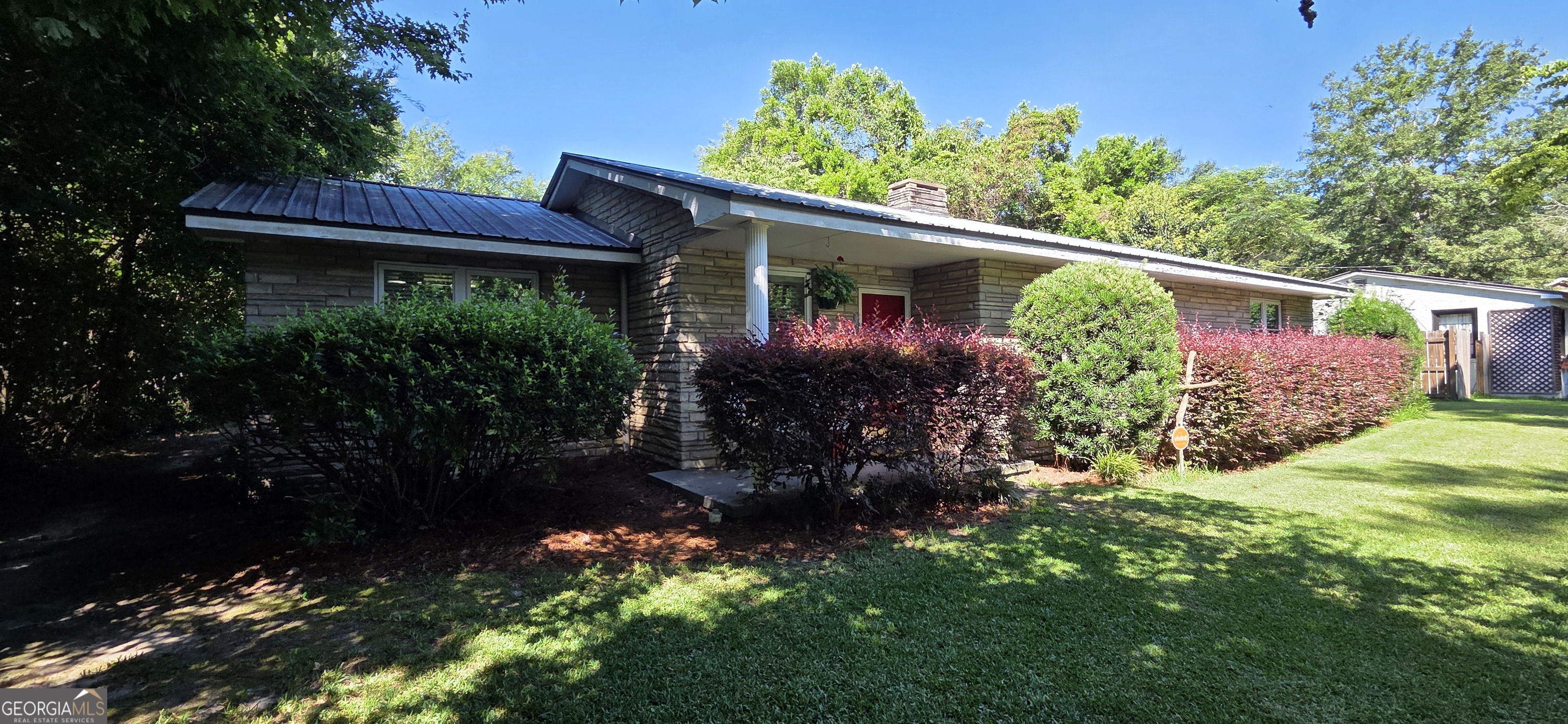 142 Rose Street Cochran, GA 31014 - Photo 2 of 40