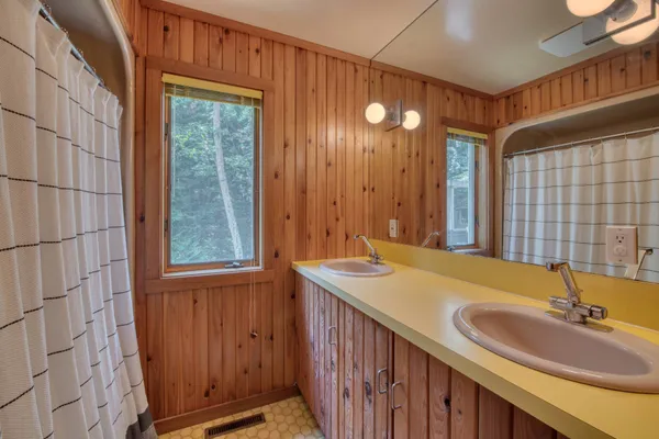 $25,000 | 6 Eli Circle, East Hampton, NY 11937