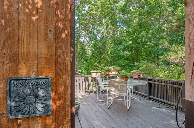 $25,000 | 6 Eli Circle, East Hampton, NY 11937