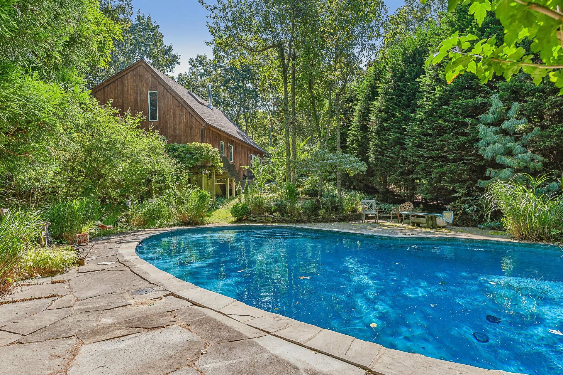 6 Eli Circle East Hampton, NY 11937 - Photo 25 of 29