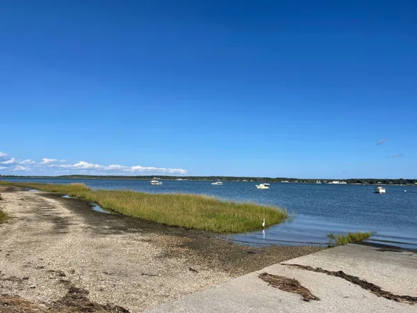 $25,000 | 6 Eli Circle, East Hampton, NY 11937