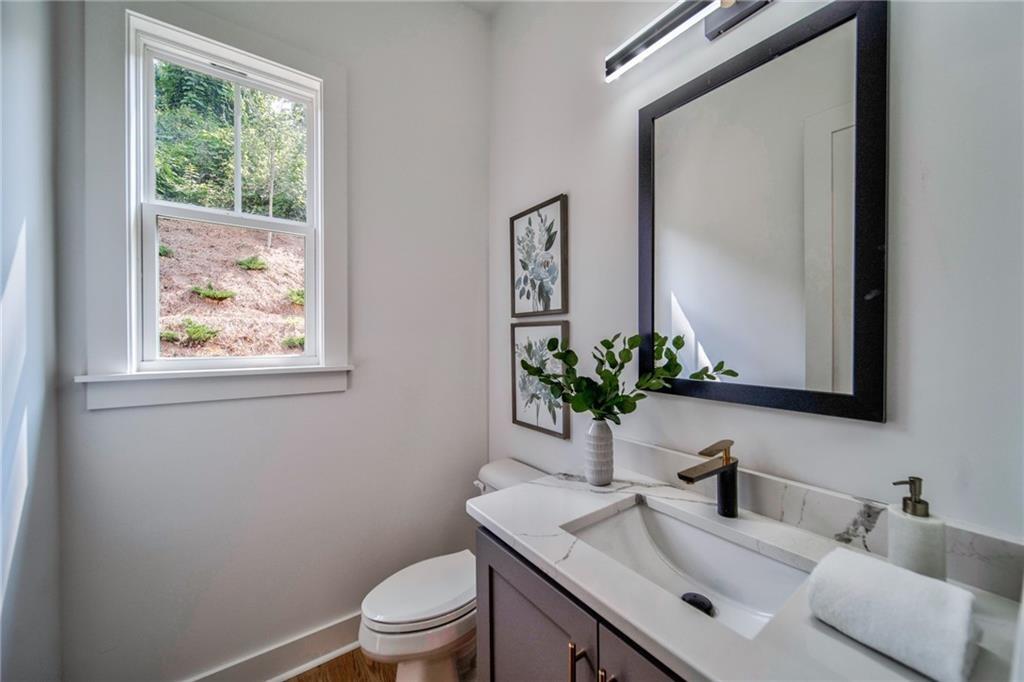 237 West Marietta Street Canton, GA 30114 - Photo 11 of 27