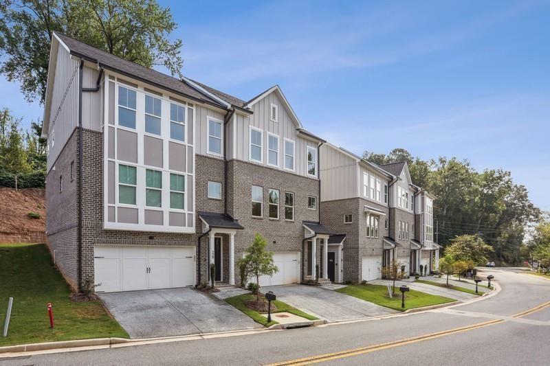 237 West Marietta Street Canton, GA 30114 - Photo 2 of 27