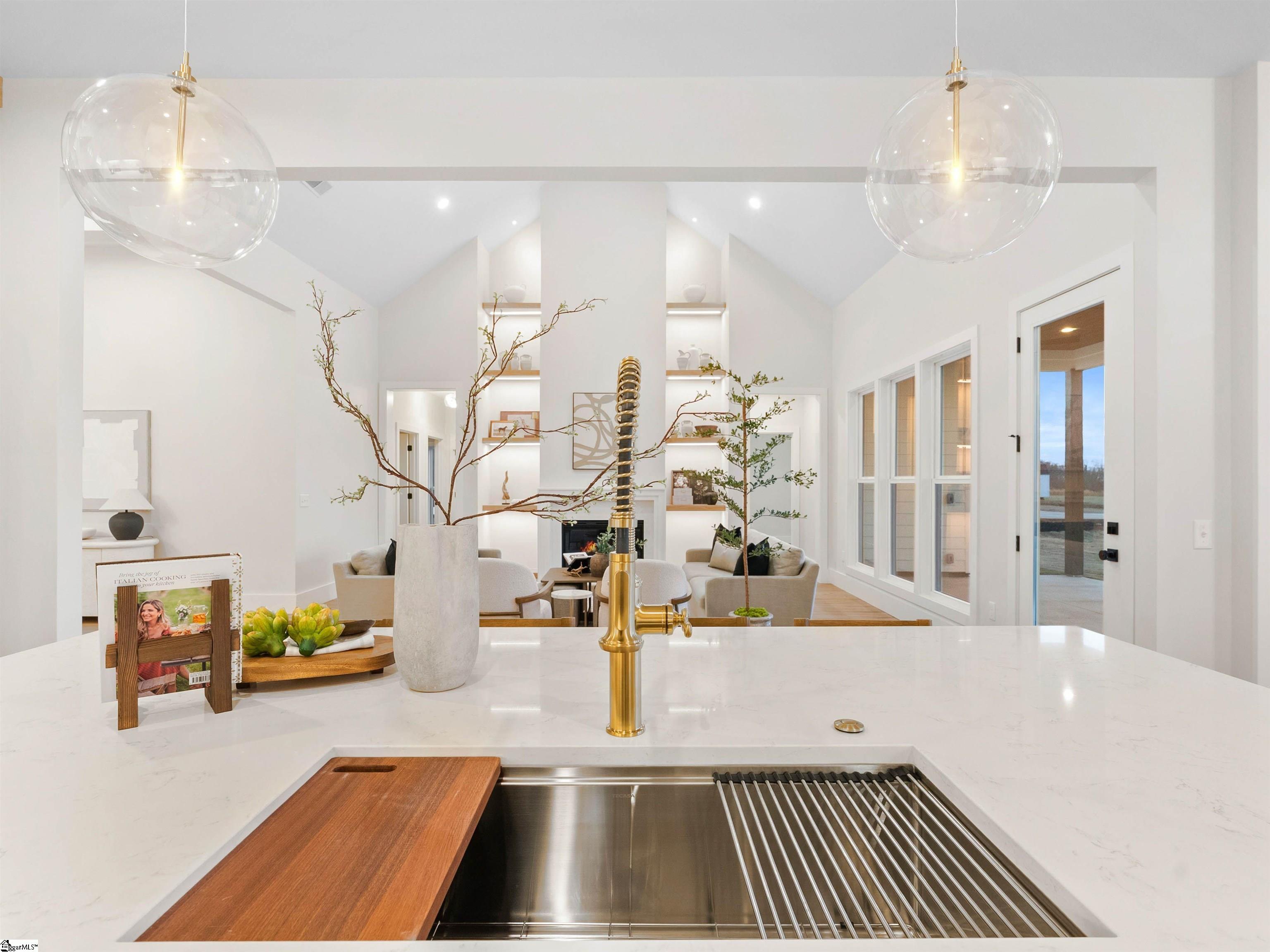 3364 Fairview Road Fountain Inn, SC 29644 - Photo 10 of 50