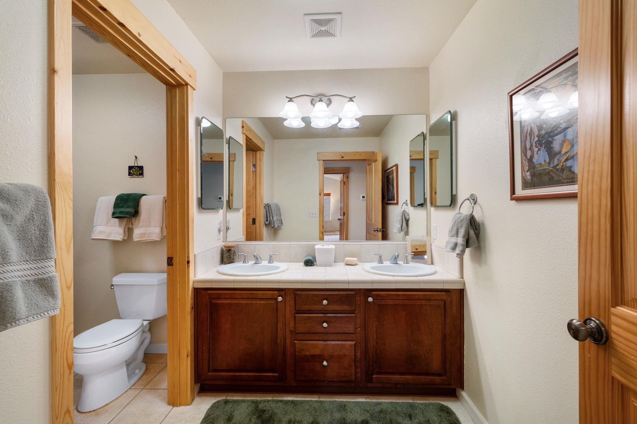 10895 River View Drive, Unit A Truckee, CA 96161 - Photo 17 of 28