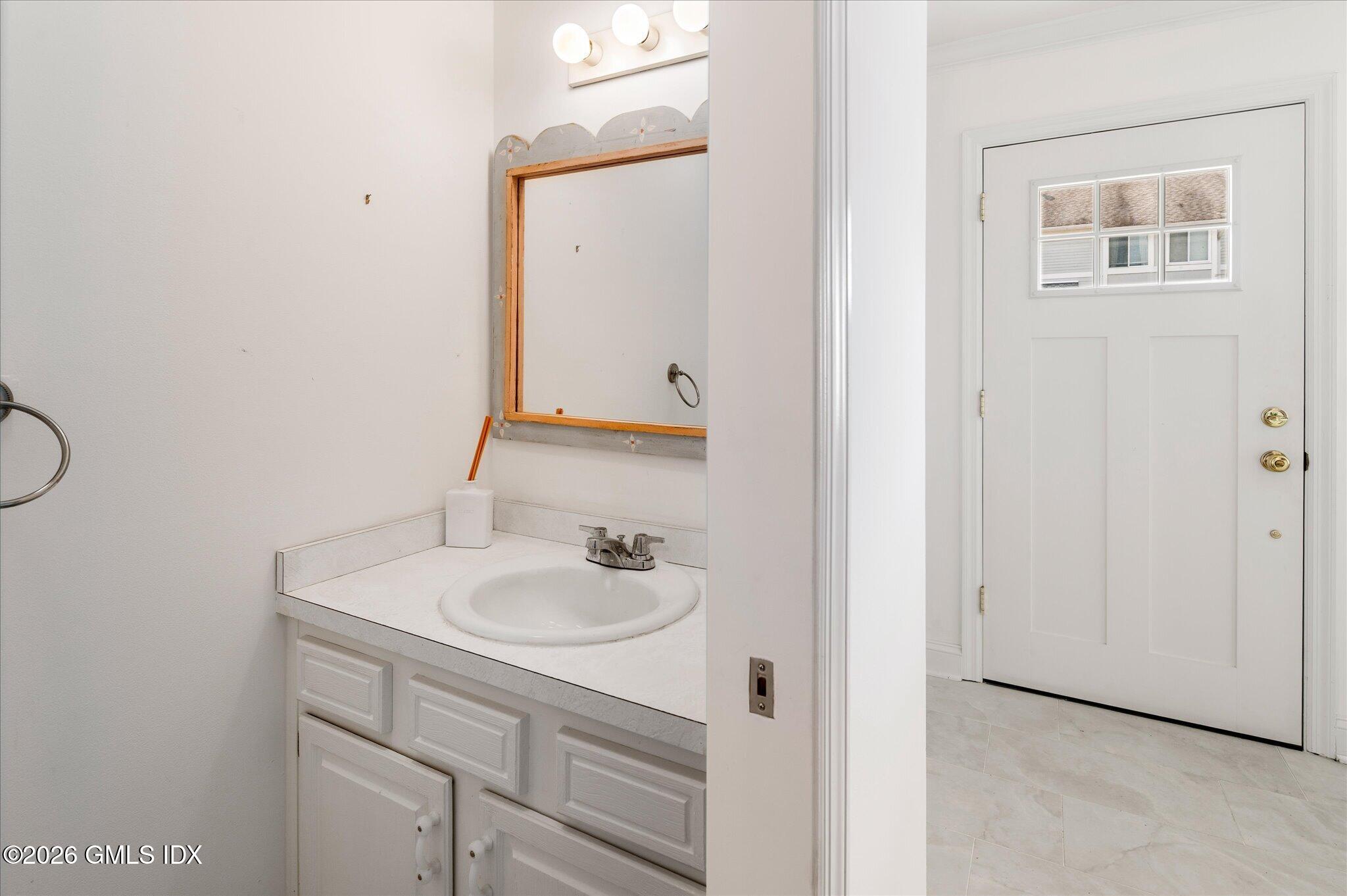 6 Whiffletree Way, Unit 6 Riverside, CT 06878 - Photo 8 of 20 21-21_HudsonCP_6Whiffletree