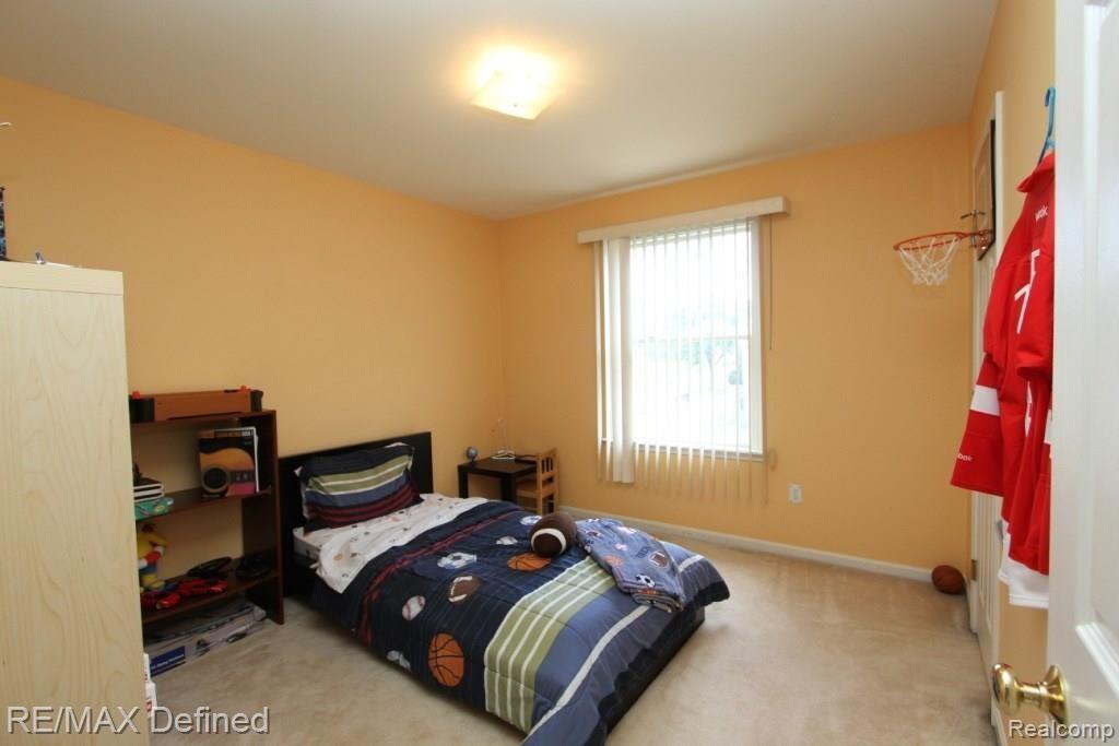 2878 Santia Road Troy, MI 48085 - Photo 17 of 25
