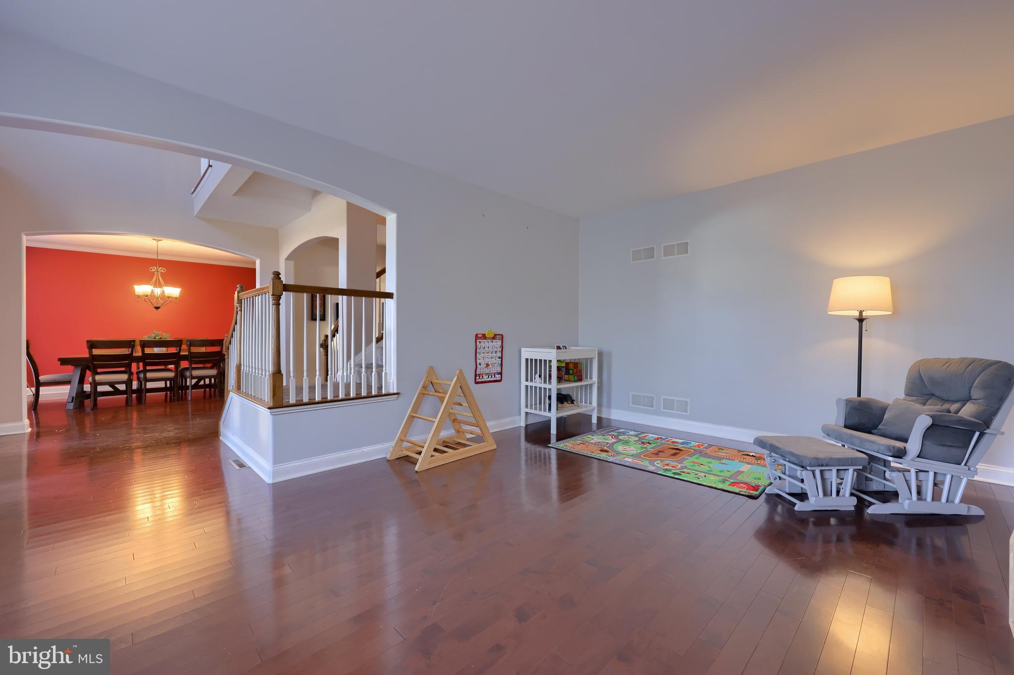 103 Hunters Crossing Lititz, PA 17543 - Photo 12 of 48 Sitting room