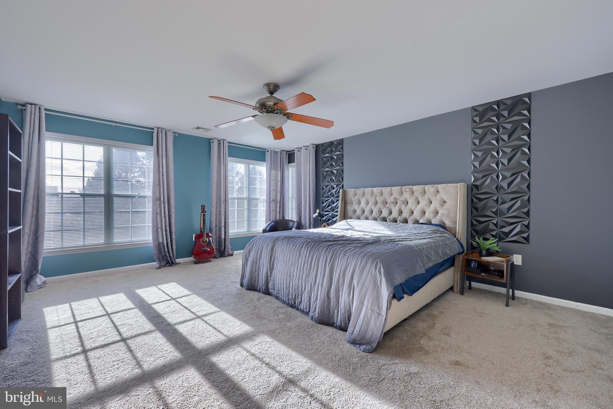103 Hunters Crossing Lititz, PA 17543 - Photo 25 of 48 Primary bedroom