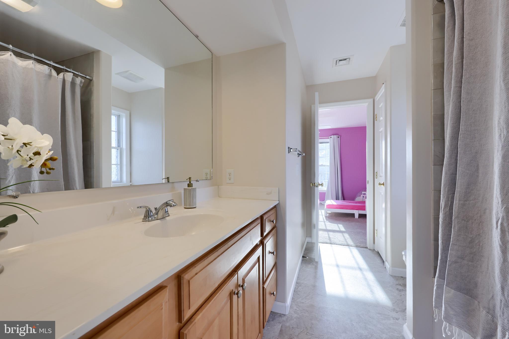 103 Hunters Crossing Lititz, PA 17543 - Photo 30 of 48 Jack and Jill