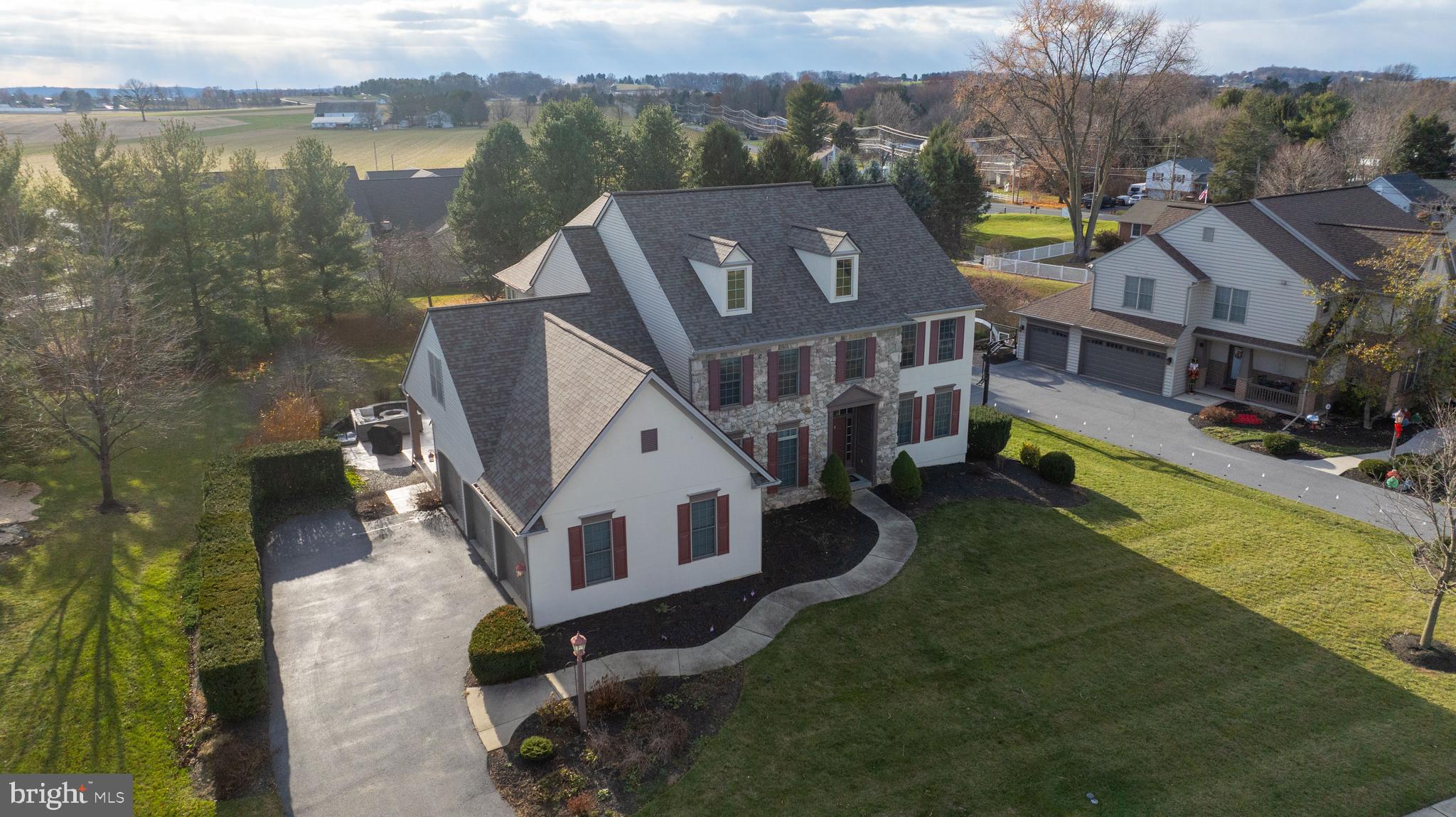 103 Hunters Crossing Lititz, PA 17543 - Photo 37 of 48 Aerial view