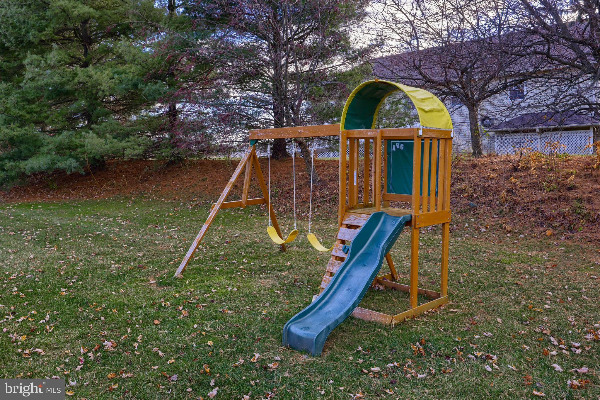 103 Hunters Crossing Lititz, PA 17543 - Photo 45 of 48 Playground
