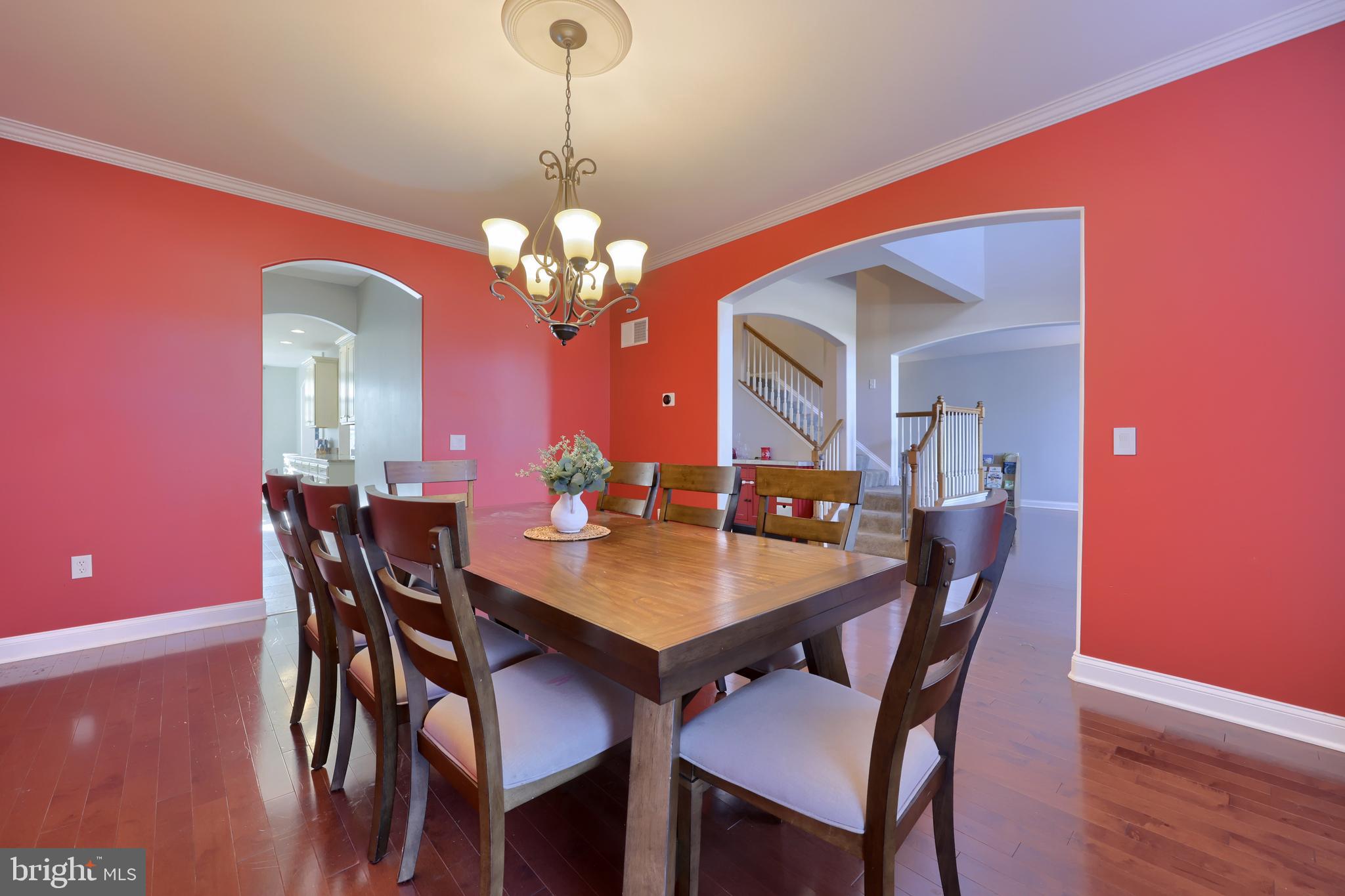 103 Hunters Crossing Lititz, PA 17543 - Photo 5 of 48 Dinning room table