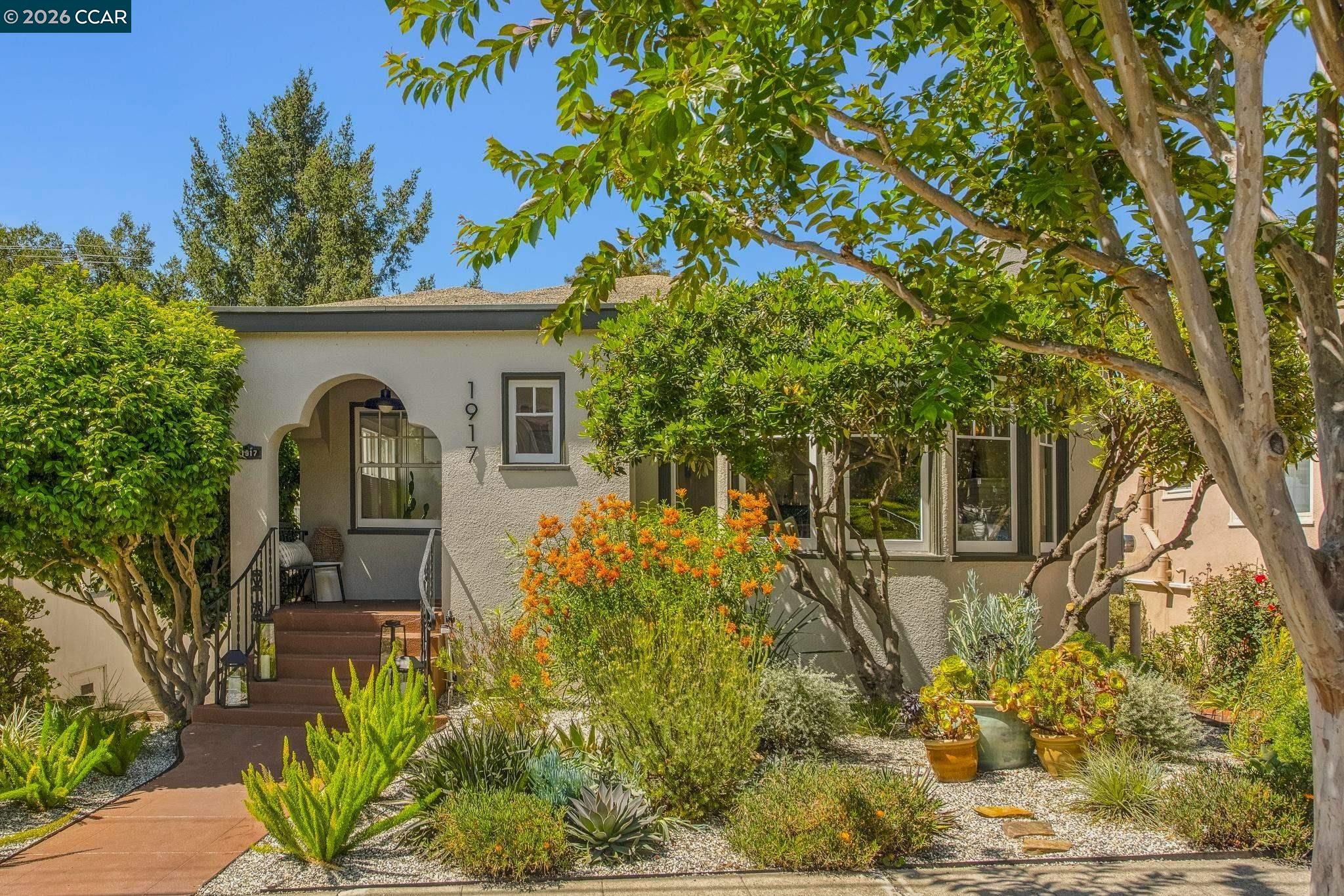 1917 Tiffin Road Oakland, CA 94602 - Photo 4 of 61