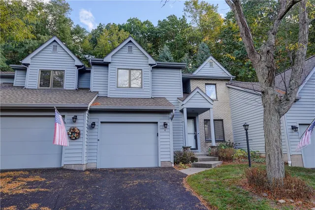 $349,900 | 4 Colonial Circle, Perinton, NY 14450